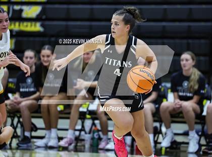 Thumbnail 1 in Syracuse @ Roy photogallery.