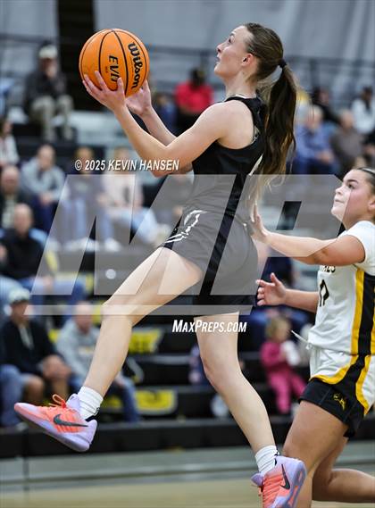 Thumbnail 1 in Syracuse @ Roy photogallery.