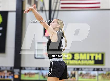 Thumbnail 3 in Syracuse @ Roy photogallery.