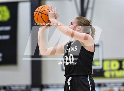 Thumbnail 2 in Syracuse @ Roy photogallery.