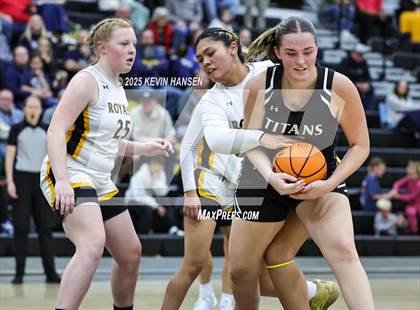 Thumbnail 2 in Syracuse @ Roy photogallery.