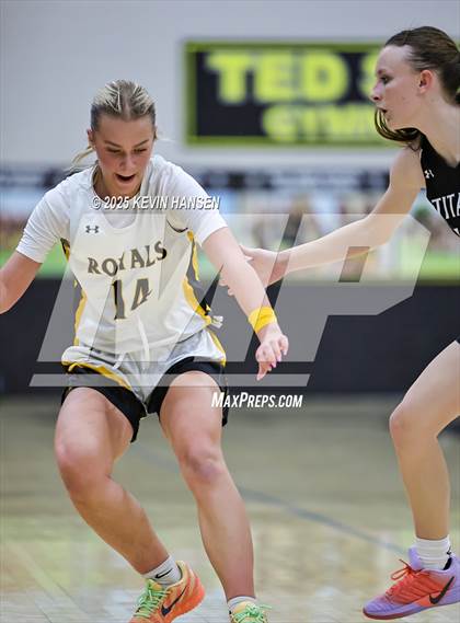 Thumbnail 1 in Syracuse @ Roy photogallery.