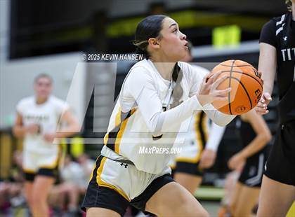 Thumbnail 2 in Syracuse @ Roy photogallery.