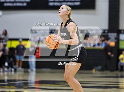 Thumbnail 1 in Syracuse @ Roy photogallery.