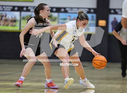 Thumbnail 1 in Syracuse @ Roy photogallery.