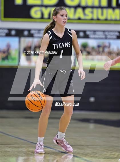 Thumbnail 1 in Syracuse @ Roy photogallery.