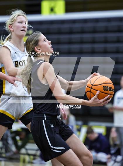 Thumbnail 3 in Syracuse @ Roy photogallery.