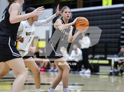 Thumbnail 3 in Syracuse @ Roy photogallery.