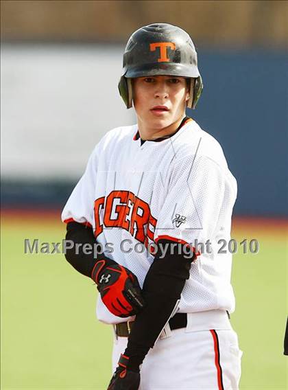 Thumbnail 1 in Texas vs Poteet (Jesuit Baseball Classic) photogallery.