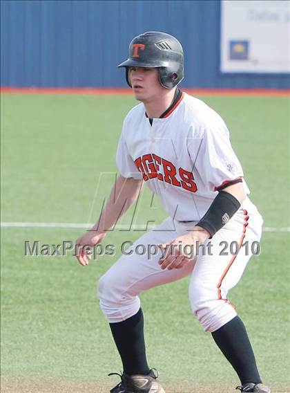 Thumbnail 2 in Texas vs Poteet (Jesuit Baseball Classic) photogallery.