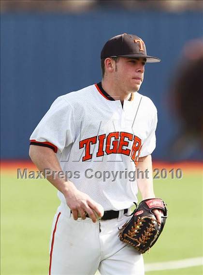 Thumbnail 1 in Texas vs Poteet (Jesuit Baseball Classic) photogallery.