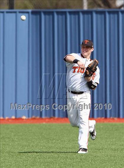 Thumbnail 3 in Texas vs Poteet (Jesuit Baseball Classic) photogallery.