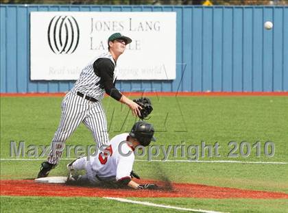 Thumbnail 2 in Texas vs Poteet (Jesuit Baseball Classic) photogallery.