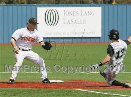 Thumbnail 3 in Texas vs Poteet (Jesuit Baseball Classic) photogallery.