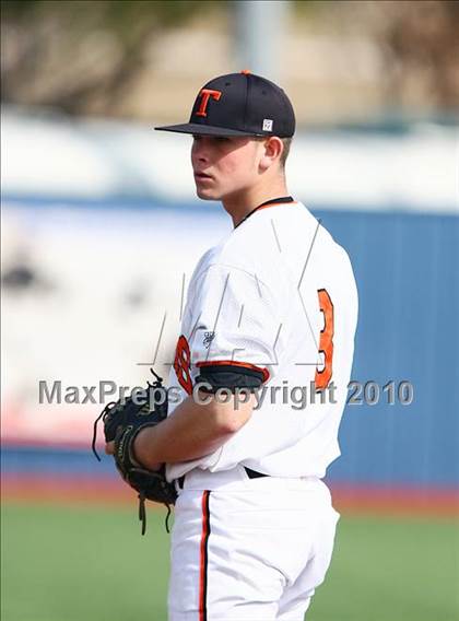 Thumbnail 1 in Texas vs Poteet (Jesuit Baseball Classic) photogallery.