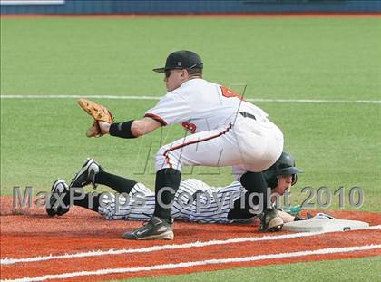 Thumbnail 1 in Texas vs Poteet (Jesuit Baseball Classic) photogallery.