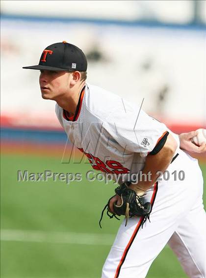 Thumbnail 1 in Texas vs Poteet (Jesuit Baseball Classic) photogallery.