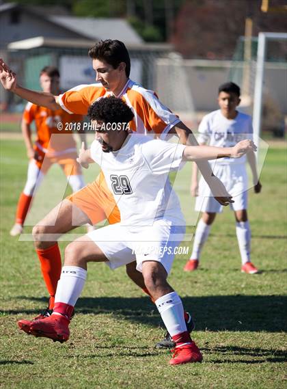 Thumbnail 3 in Polytechnic vs Chavez photogallery.