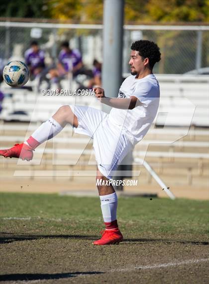Thumbnail 2 in Polytechnic vs Chavez photogallery.