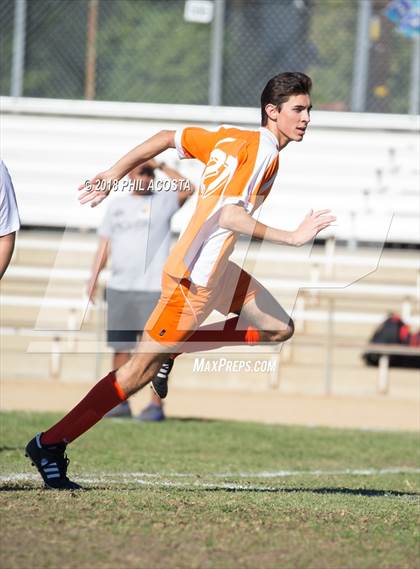 Thumbnail 2 in Polytechnic vs Chavez photogallery.