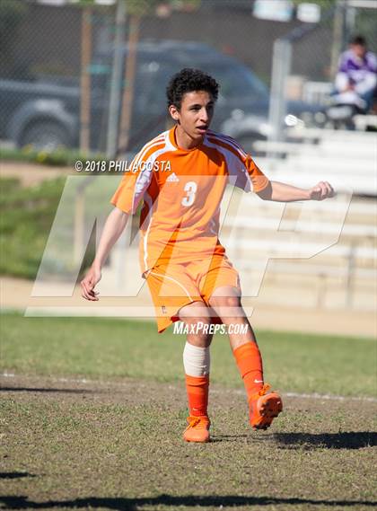 Thumbnail 1 in Polytechnic vs Chavez photogallery.