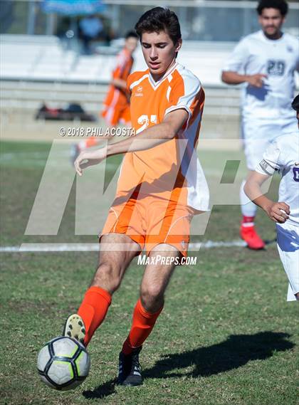 Thumbnail 3 in Polytechnic vs Chavez photogallery.