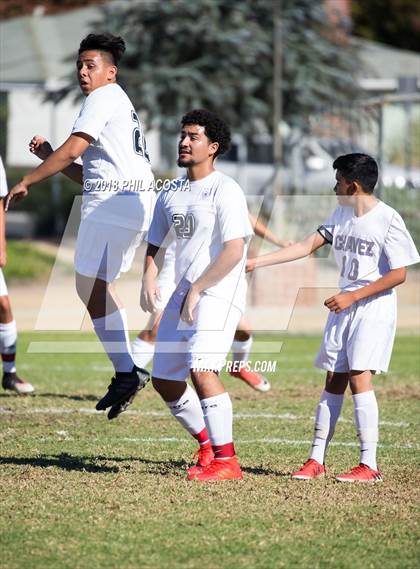 Thumbnail 2 in Polytechnic vs Chavez photogallery.