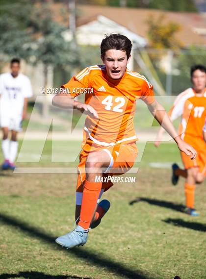 Thumbnail 2 in Polytechnic vs Chavez photogallery.