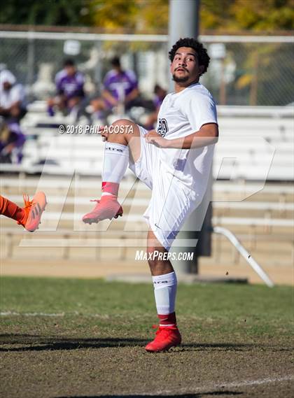 Thumbnail 1 in Polytechnic vs Chavez photogallery.