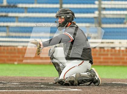 Thumbnail 1 in Norman @ Deer Creek photogallery.