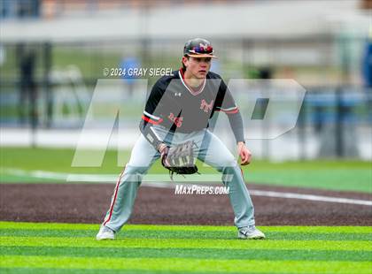 Thumbnail 1 in Norman @ Deer Creek photogallery.
