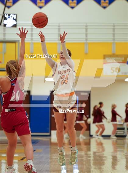 Thumbnail 3 in Martinsville vs. Bloomington North (IHSAA 4A Sectional 13 First Round) photogallery.