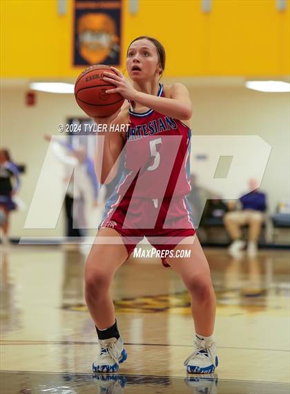 Thumbnail 2 in Martinsville vs. Bloomington North (IHSAA 4A Sectional 13 First Round) photogallery.