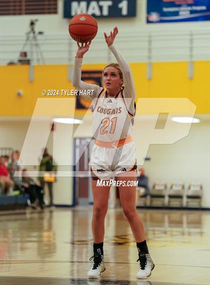 Thumbnail 3 in Martinsville vs. Bloomington North (IHSAA 4A Sectional 13 First Round) photogallery.