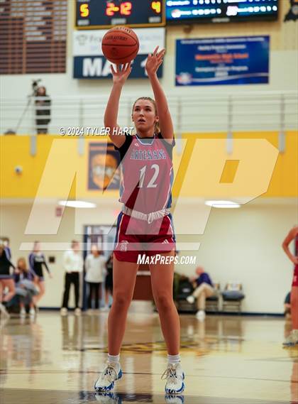 Thumbnail 1 in Martinsville vs. Bloomington North (IHSAA 4A Sectional 13 First Round) photogallery.
