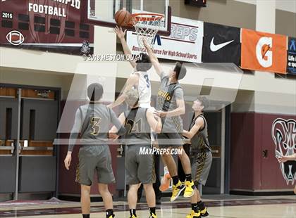 Thumbnail 3 in Cabrillo vs Dana Hills (Rancho Mirage Holiday Invitational) photogallery.