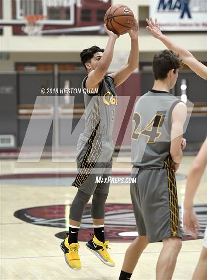 Thumbnail 3 in Cabrillo vs Dana Hills (Rancho Mirage Holiday Invitational) photogallery.