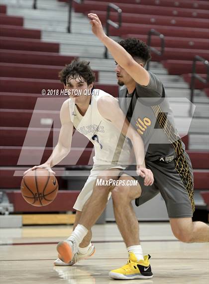 Thumbnail 3 in Cabrillo vs Dana Hills (Rancho Mirage Holiday Invitational) photogallery.