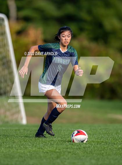 Thumbnail 2 in Winsor @ Pingree photogallery.