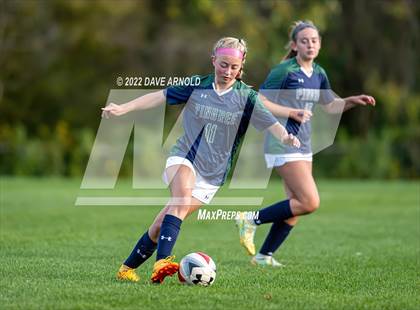 Thumbnail 2 in Winsor @ Pingree photogallery.