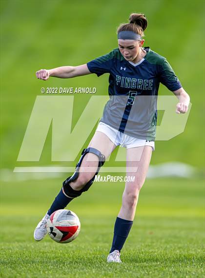 Thumbnail 3 in Winsor @ Pingree photogallery.