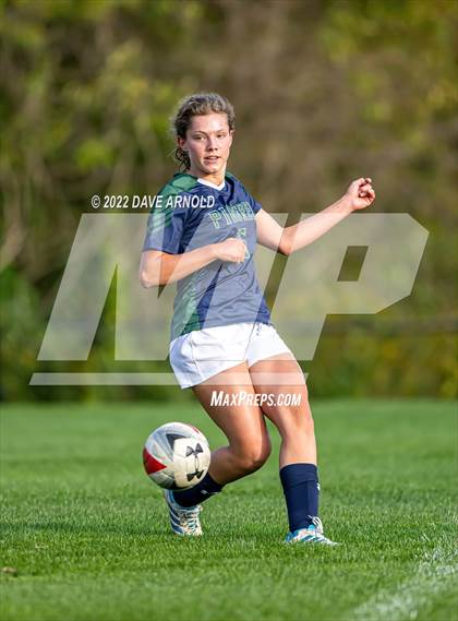 Thumbnail 3 in Winsor @ Pingree photogallery.
