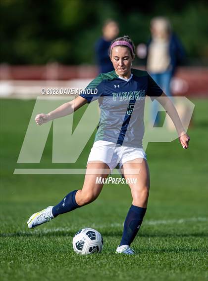 Thumbnail 2 in Winsor @ Pingree photogallery.