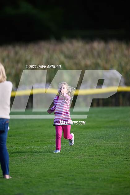 Thumbnail 1 in Winsor @ Pingree photogallery.