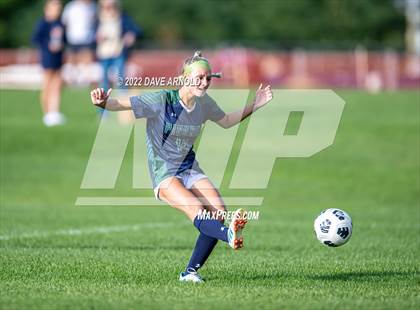 Thumbnail 2 in Winsor @ Pingree photogallery.