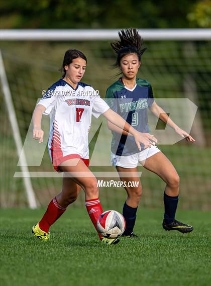 Thumbnail 3 in Winsor @ Pingree photogallery.
