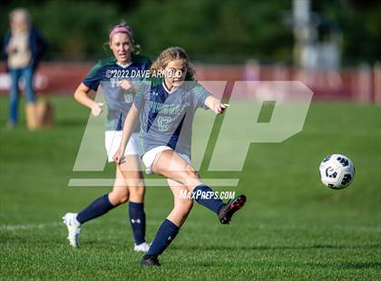 Thumbnail 2 in Winsor @ Pingree photogallery.