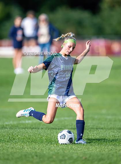 Thumbnail 1 in Winsor @ Pingree photogallery.