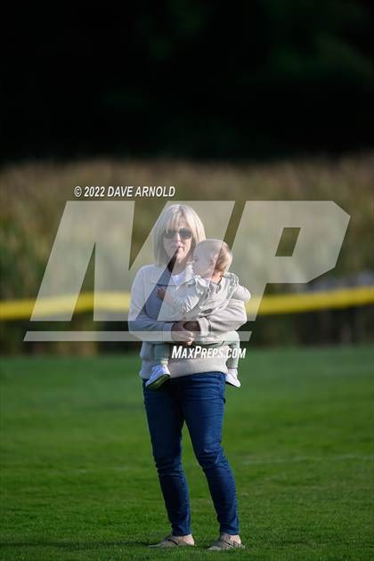 Thumbnail 2 in Winsor @ Pingree photogallery.