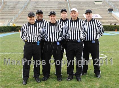 Thumbnail 2 in Murphy vs. Wallace-Rose Hill (NCHSAA 1A Final) photogallery.